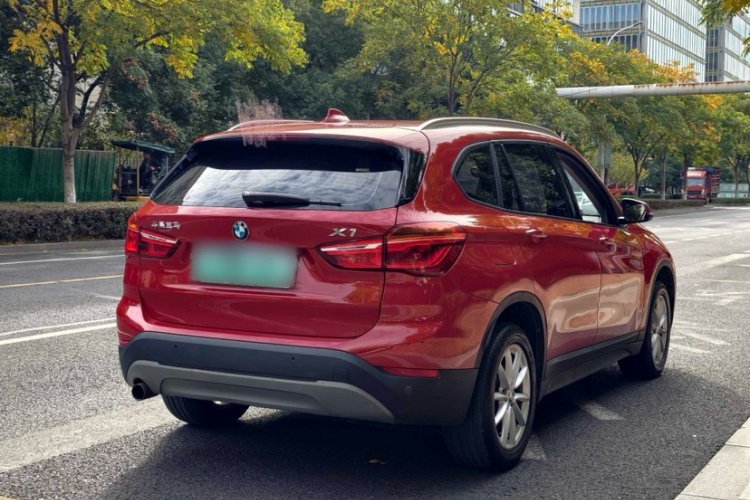 宝马X1 2016款 sDrive18Li 时尚型车身外观6001