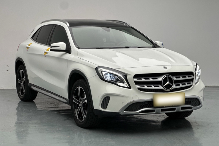 奔驰GLA 2018款 GLA 200 时尚型车身外观6002