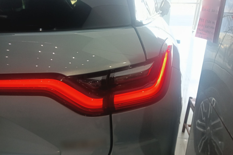 蔚来ES6 2020款 430KM 性能版车身外观9