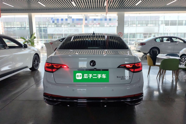 大众 速腾 2025款 300TSI DSG超越版车身外观6