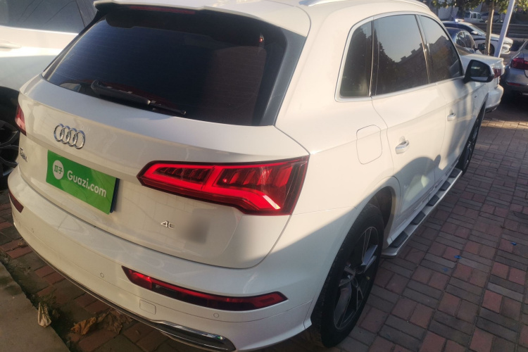 奥迪Q5L 2020款 改款 40 TFSI 荣享时尚型车身外观7