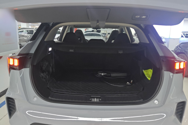 领克06 EM-P 2022款 PHEV 84KM续航版 Pro局部细节23