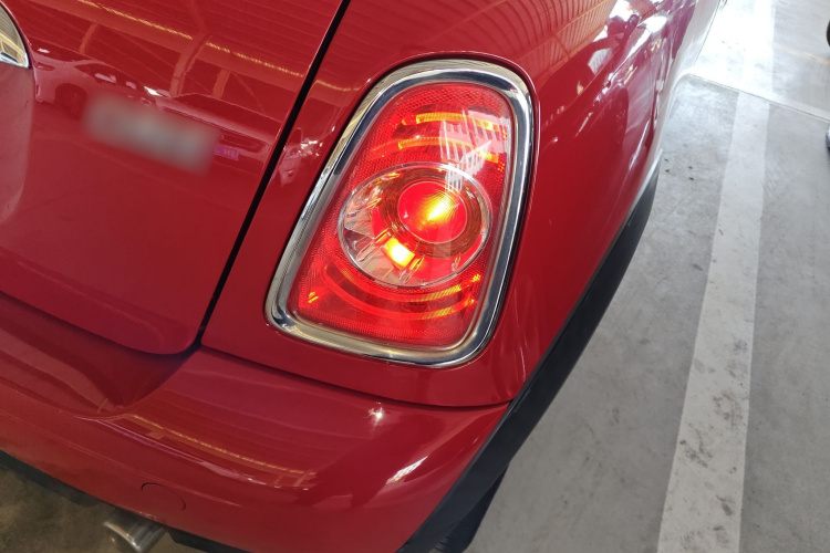 MINI 2011款 1.6L ONE车身外观9