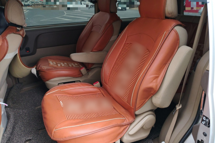 别克GL8 2014款 2.4L 经典版中控内饰21