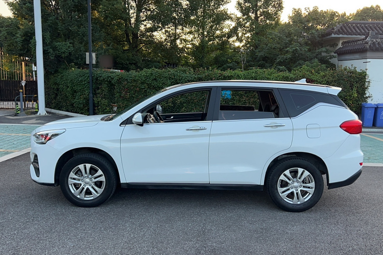 哈弗M6 2019款 1.5T DCT两驱超值版 国VI车身外观6010