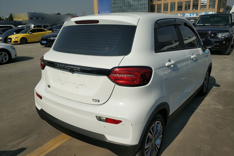 零跑汽车 零跑T03 2021款 400轻享版 磷酸铁锂车身外观7