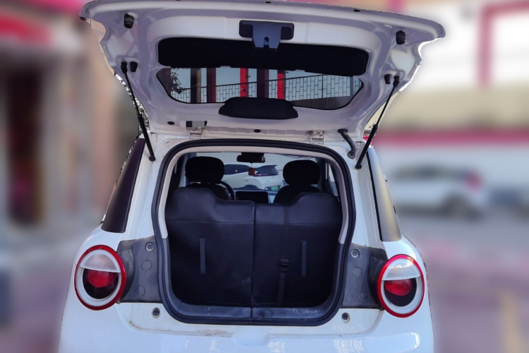 长安启源 长安Lumin 2025款 205km 香沁款中控内饰23