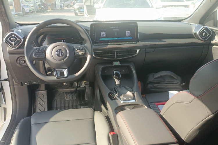 名爵 MG5 2025款 180DVVT 全球豪华版中控内饰12