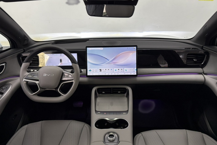 比亚迪 海狮06新能源 2025款 EV 605领航Plus版中控内饰7002