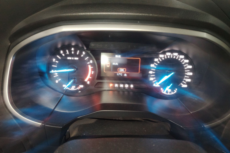 福特 锐界 2018款 改款 EcoBoost 245 两驱铂锐型 5座 国V局部细节14