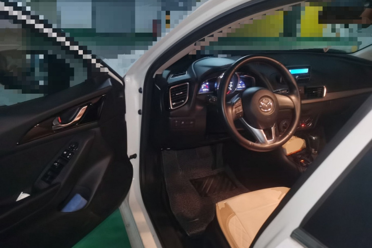 马自达3 昂克赛拉 2016款 两厢 1.5L 自动舒适型中控内饰20