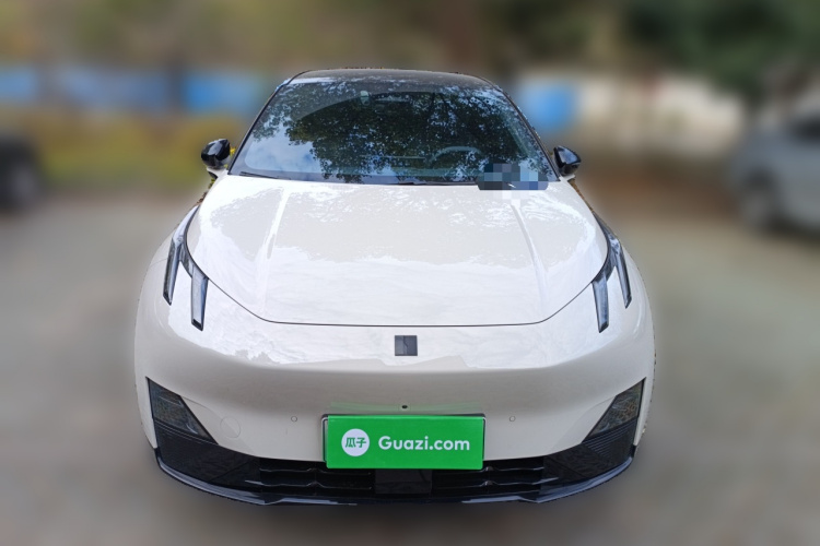 领克Z20 2025款 530km 后驱Pro车身外观2