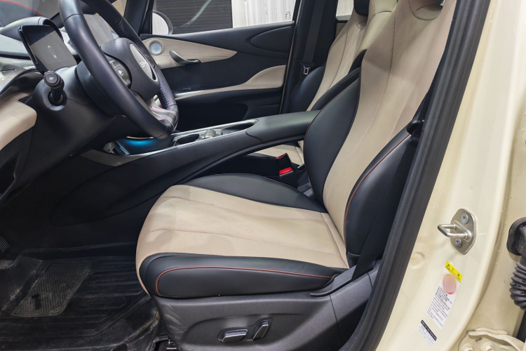 比亚迪 海豚 2023款 420km 时尚版中控内饰7002