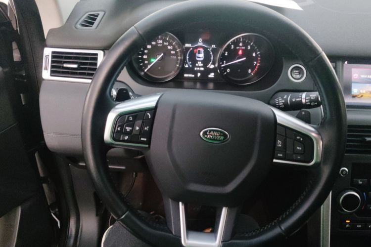 路虎 发现神行 2017款 2.0T HSE局部细节13