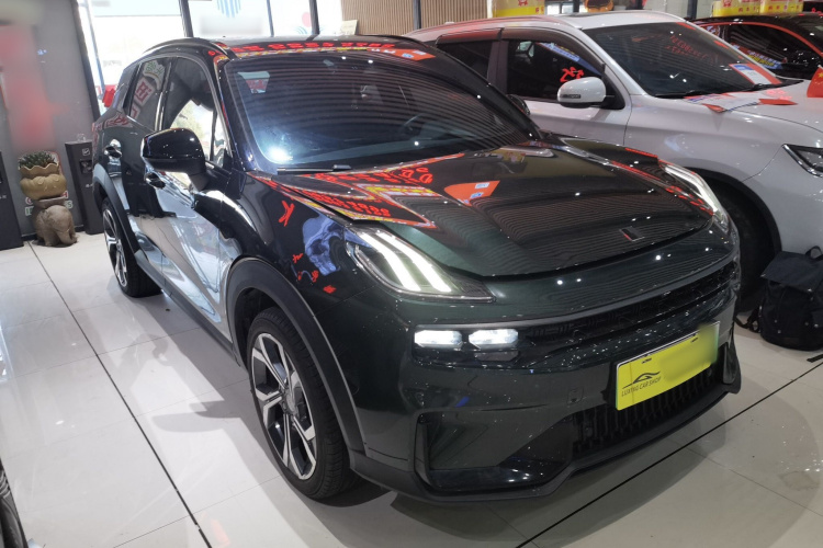 领克06 EM-P 2023款 1.5T Remix PHEV Hero车身外观3