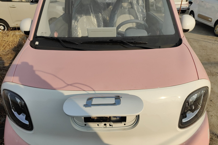 奔腾小马 2026款 222km 萌趣马机舱底盘24