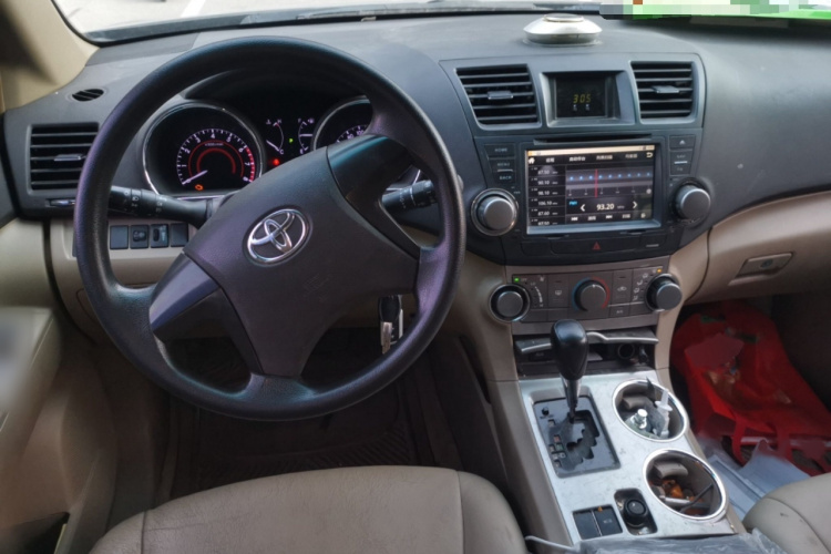 丰田 汉兰达 2012款 2.7L 两驱5座精英版局部细节13