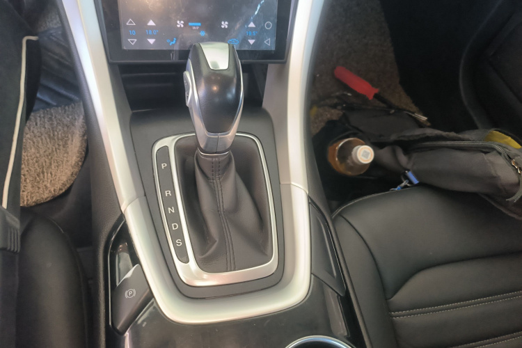 福特 蒙迪欧 2013款 1.5L GTDi180时尚型局部细节18