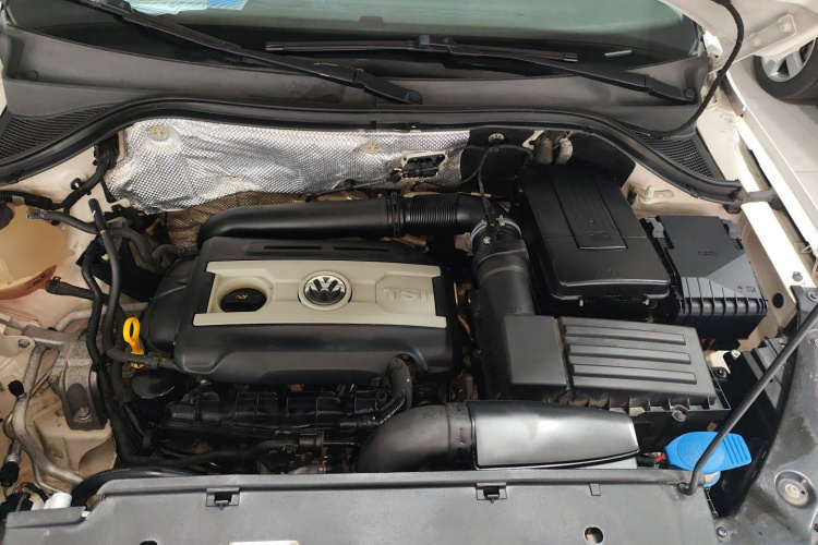 大众 途观 2016款 300TSI 自动两驱风尚版机舱底盘24