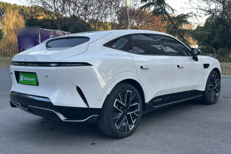 阿维塔11 2023款 超长续航单电机版 5座车身外观6005