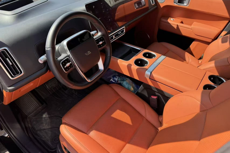 理想汽车 理想L9 2022款 Max局部细节13