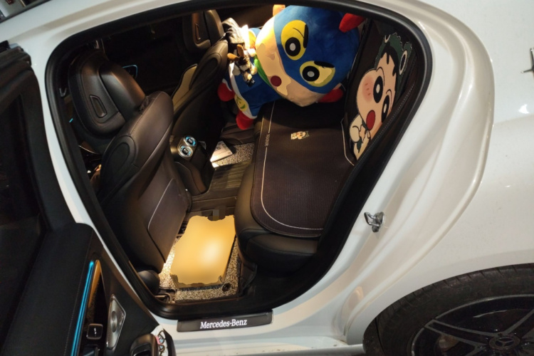 奔驰C级 2023款 改款二 C 260 L 皓夜运动版中控内饰21