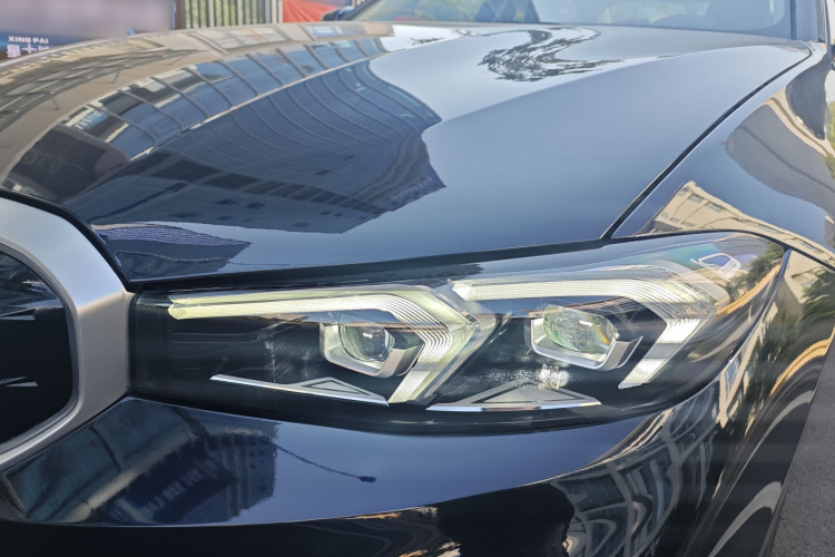 宝马i3 2022款 eDrive 35 L车身外观6007