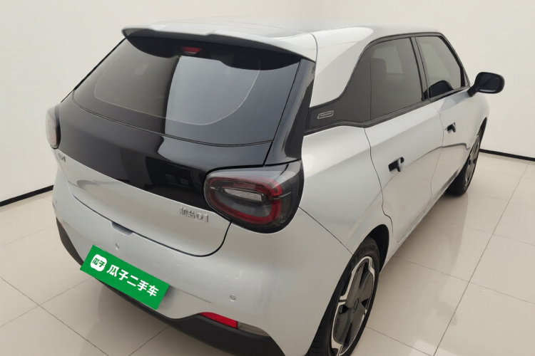 东风纳米 纳米01 2024款 焕新版 330 Plus智+车身外观7