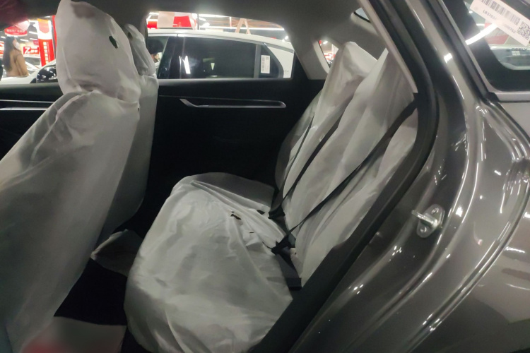 吉利汽车 帝豪 2025款 第4代 1.5L CVT星耀版中控内饰7001