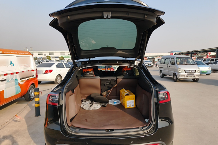 特斯拉 Model Y 2022款 后轮驱动版局部细节23