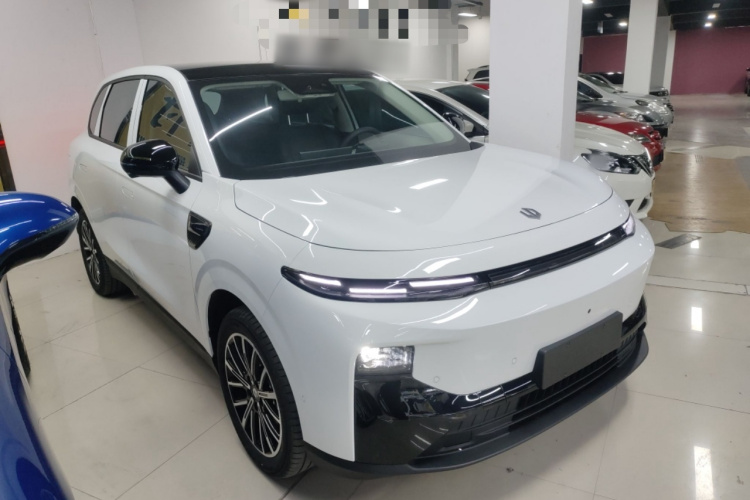 零跑汽车 零跑B10 2025款 510悦享版车身外观3