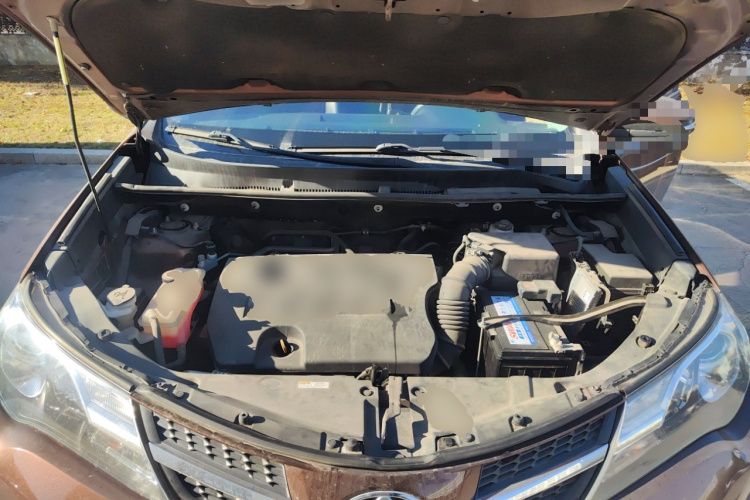 丰田 RAV4荣放 2015款 2.0L CVT两驱风尚版局部细节24