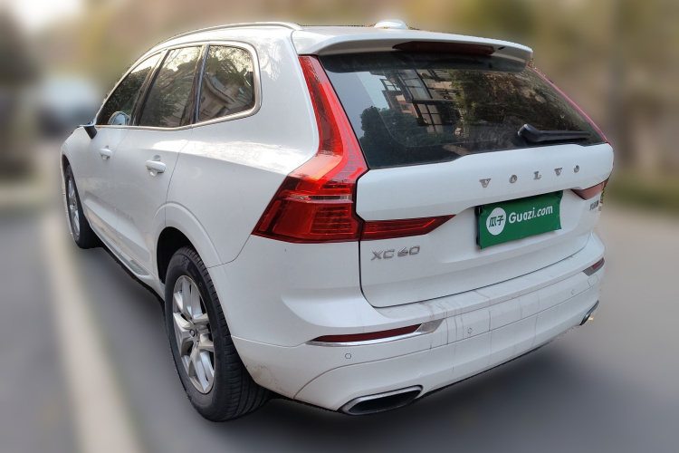沃尔沃XC60 2020款 T5 四驱智逸豪华版车身外观5