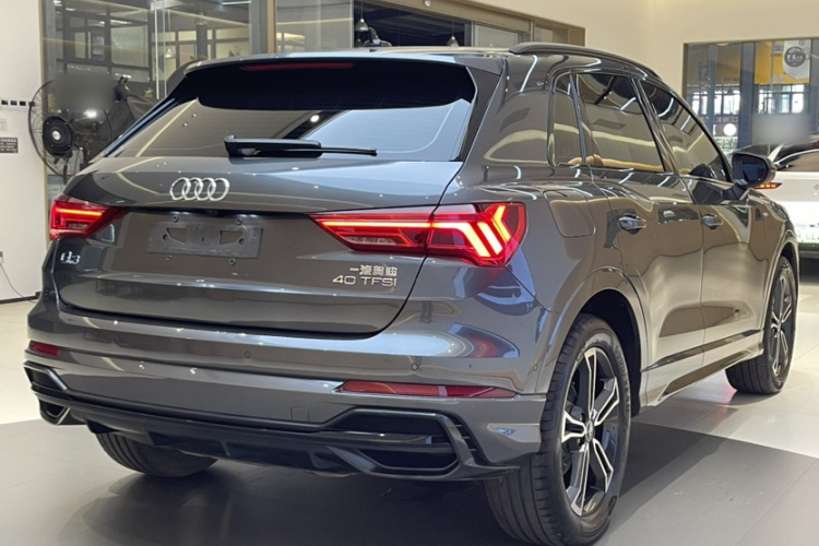 奥迪Q3 2021款 40 TFSI 时尚动感型车身外观6003
