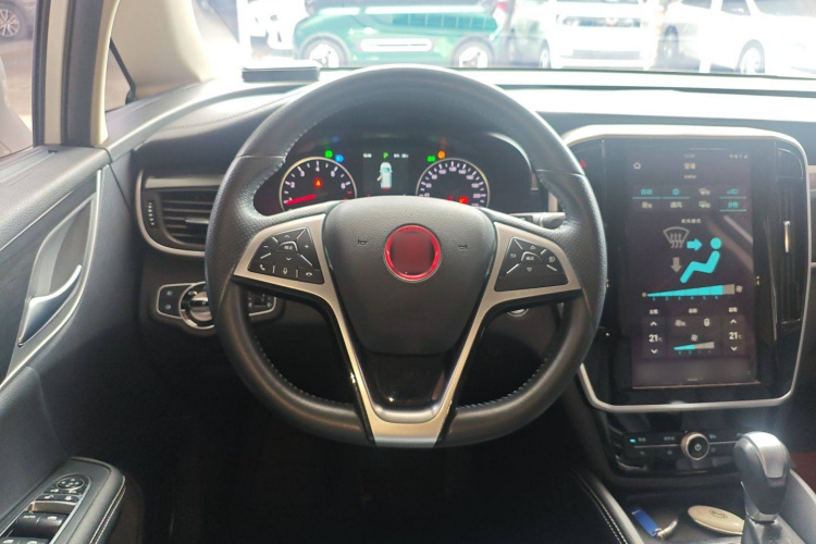 比亚迪 宋MAX 2018款 1.5T 自动智联豪华型 6座局部细节13