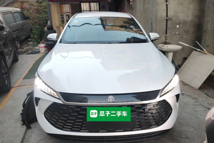 比亚迪 秦PLUS 2025款 DM-i 智驾版 128KM进取型车身外观2