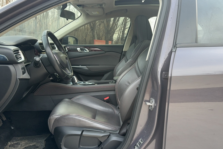 领克02 2019款 高能版 2.0T 自动两驱耀版 国VI中控内饰7005