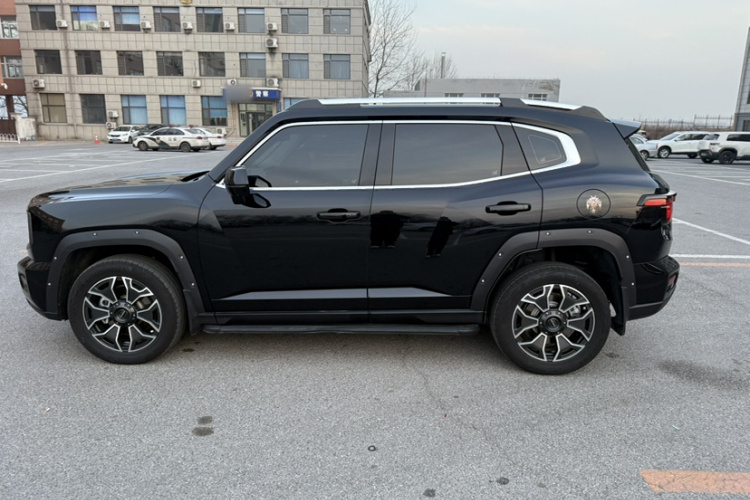 哈弗大狗 PLUS 新能源 2023款 DHT-PHEV 105km 潮电版Plus车身外观6004