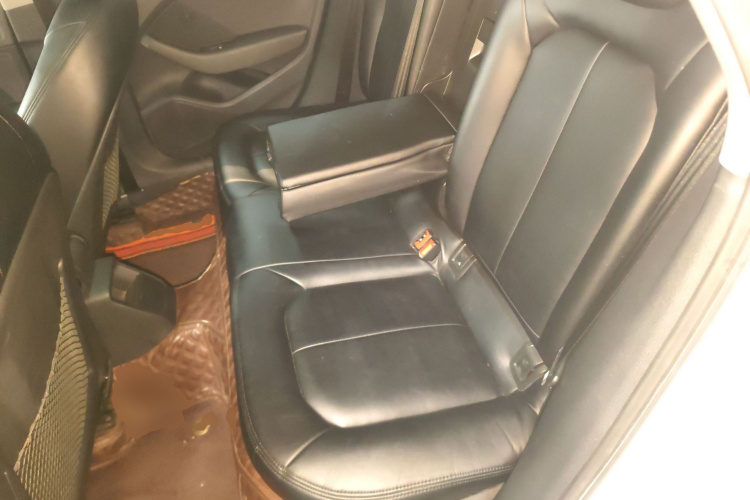 奥迪A3 2020款 改款 Limousine 35 TFSI 进取型 国VI中控内饰7004