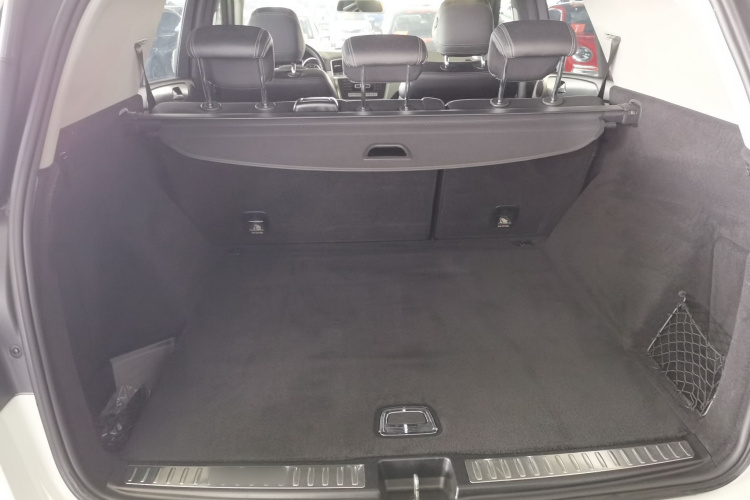 奔驰M级 2014款 ML 320 4MATIC局部细节23