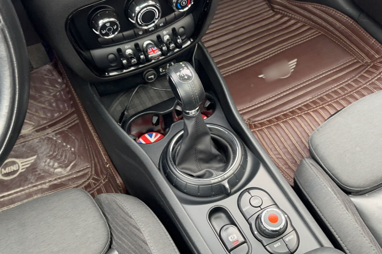 MINI Clubman 2016款 改款 1.5T COOPER局部细节18