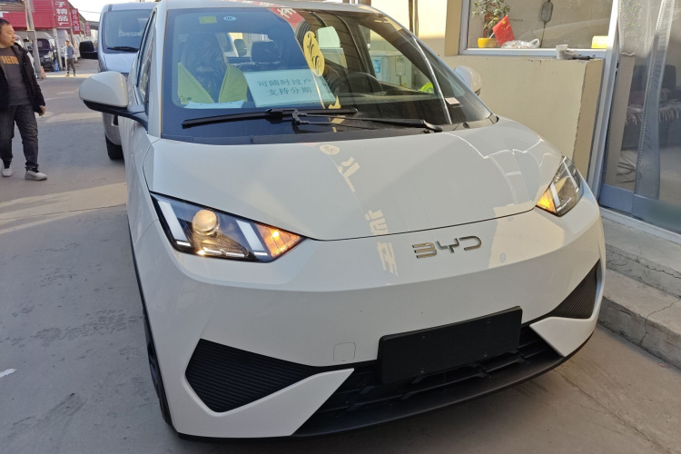 比亚迪 海鸥 2025款 智驾版 305km 活力版车身外观2