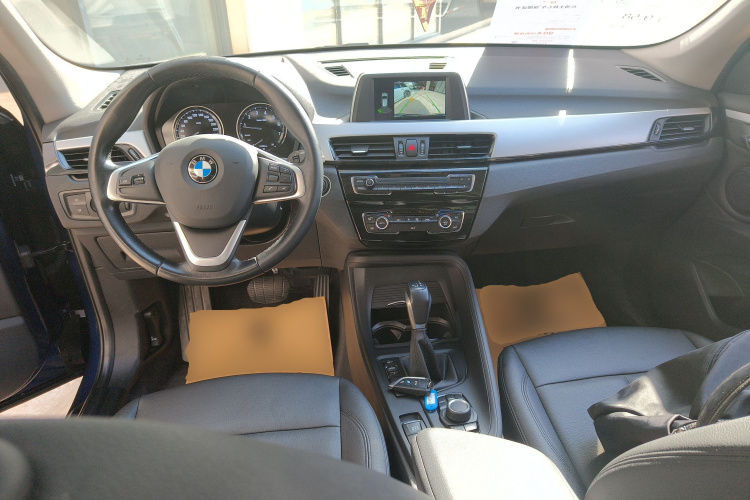 宝马X1 2019款 sDrive20Li 领先型中控内饰12