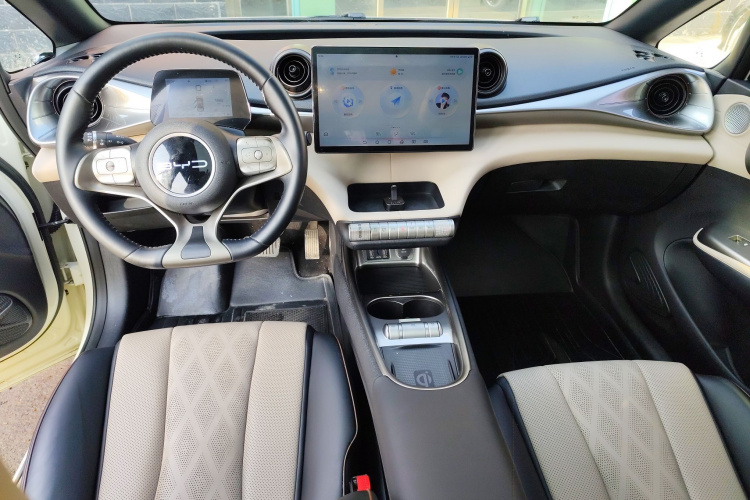 比亚迪 海豚 2023款 420km 时尚版中控内饰7002