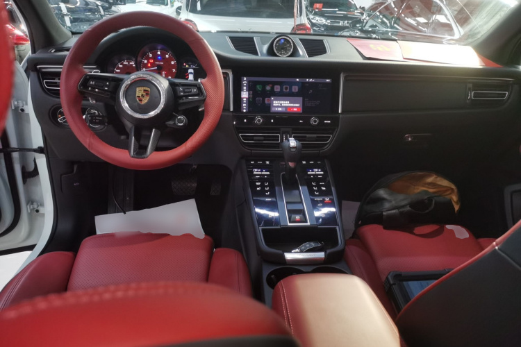 保时捷 2022款 Macan 2.0T中控内饰12