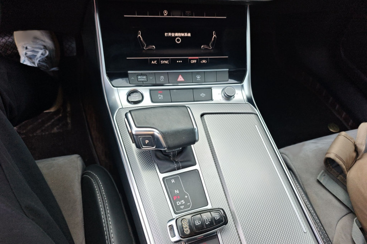 奥迪A6L 2020款 45 TFSI 臻选动感型局部细节18