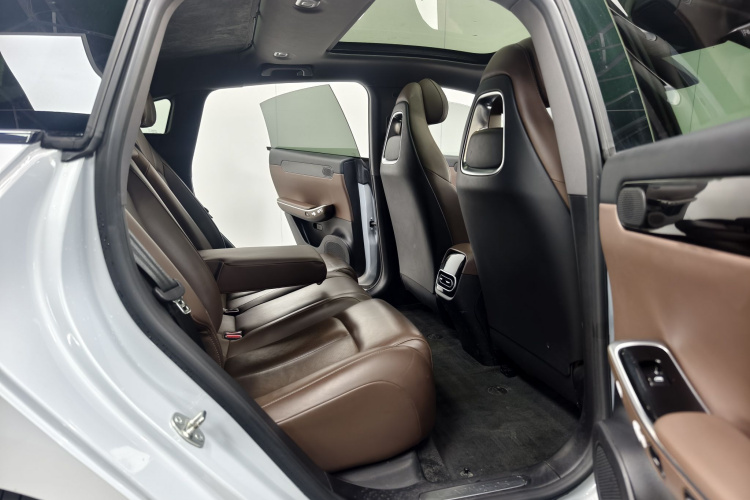 零跑汽车 零跑C01 2023款 606舒享版中控内饰7002