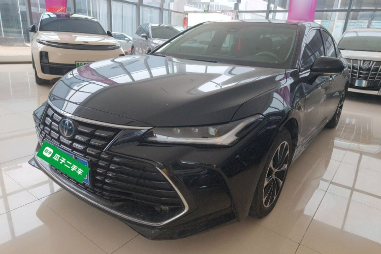 丰田 亚洲龙 2023款 双擎 2.5L 豪华版车身外观4