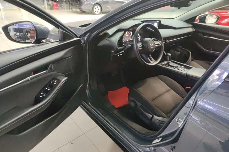 马自达3 昂克赛拉 2023款 2.0L 自动质擎版中控内饰20