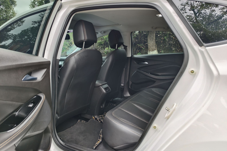 别克 威朗 2023款 Pro 乐享版中控内饰7003